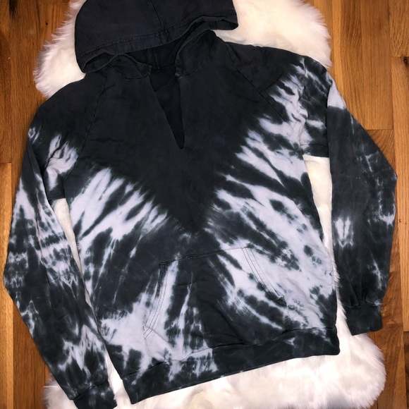 ☾ SOLD ☽ AMERICAN APPAREL tie dye hoodie - Picture 3 of 6